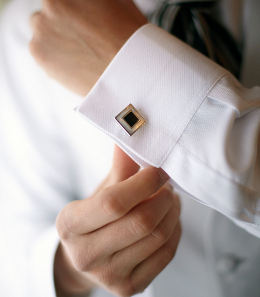 How To Put On Cufflinks